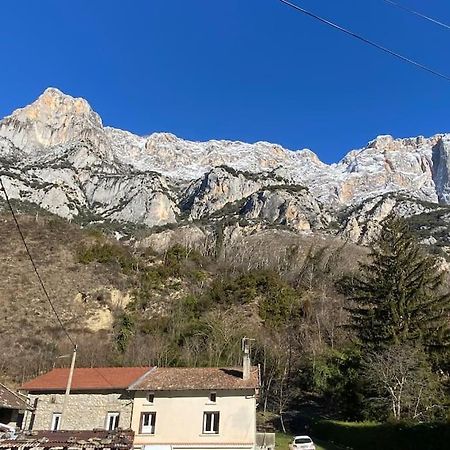 Entre La Montagne Et La Riviere Διαμέρισμα Sinsat Εξωτερικό φωτογραφία