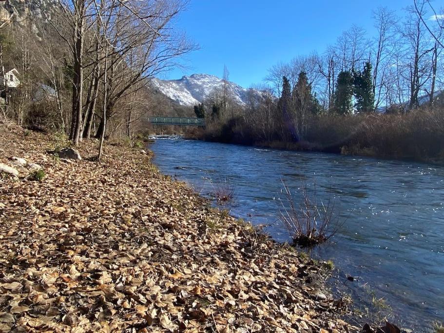 Entre La Montagne Et La Riviere Διαμέρισμα Sinsat Εξωτερικό φωτογραφία