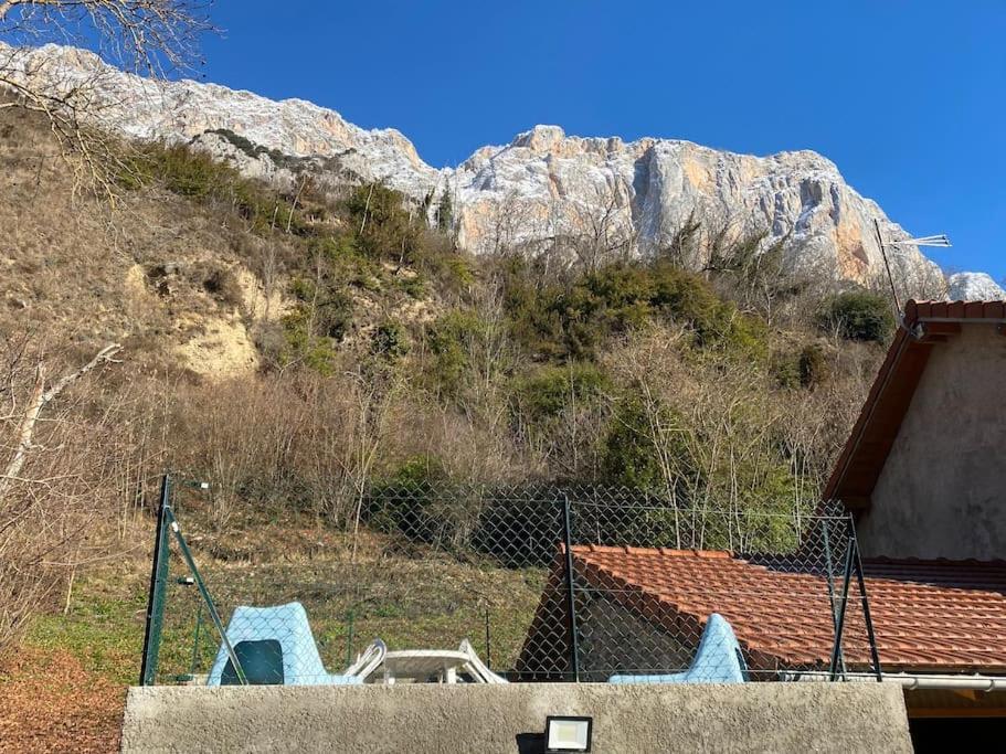 Entre La Montagne Et La Riviere Διαμέρισμα Sinsat Εξωτερικό φωτογραφία